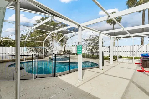 4797 Nw 7th Place Deerfield Beach FL 33442