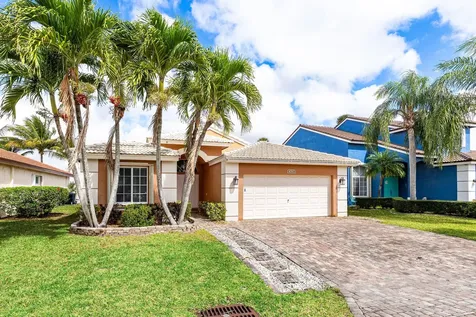 4797 Nw 7th Place Deerfield Beach FL 33442