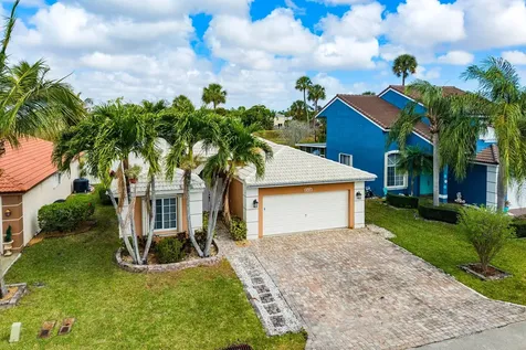 4797 Nw 7th Place Deerfield Beach FL 33442