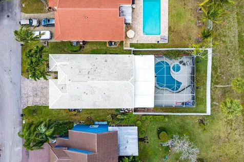 4797 Nw 7th Place Deerfield Beach FL 33442