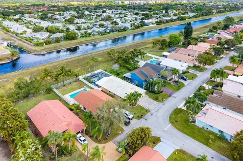 4797 Nw 7th Place Deerfield Beach FL 33442