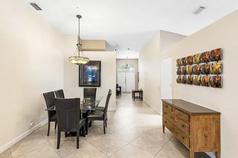 4797 Nw 7th Place Deerfield Beach FL 33442