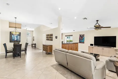 4797 Nw 7th Place Deerfield Beach FL 33442