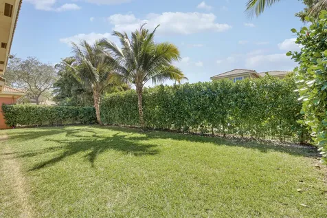 165 Via Veracruz Jupiter FL 33458