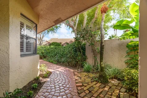 22545 Meridiana Drive Boca Raton FL 33433