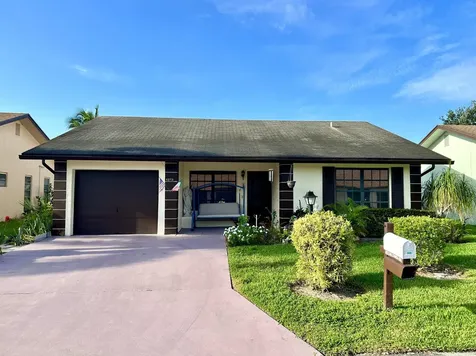 6273 Tall Cypress Circle Greenacres FL 33463