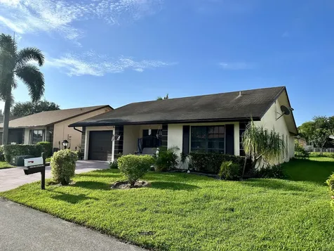 6273 Tall Cypress Circle Greenacres FL 33463