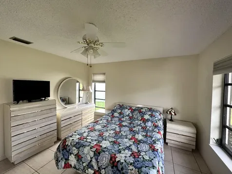 6273 Tall Cypress Circle Greenacres FL 33463