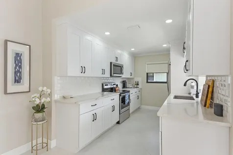 1127 E Seminole Avenue Jupiter FL 33477
