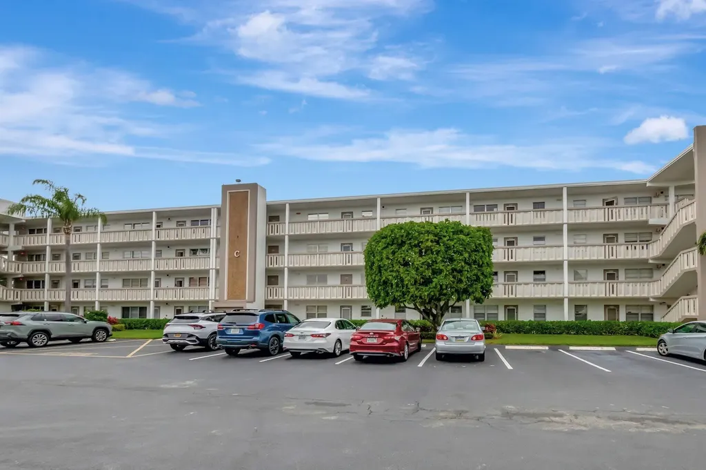 1044 Rexford Boca Raton FL 33434