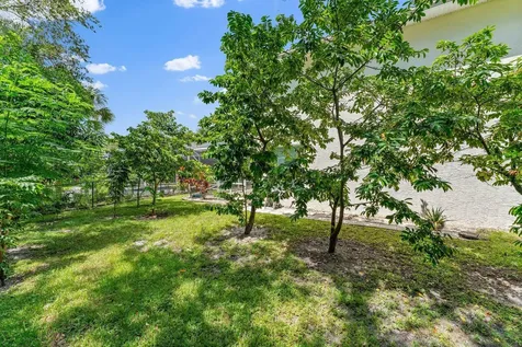 1019 Egret Circle Jupiter FL 33458