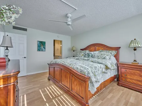 336 Golfview Road North Palm Beach FL 33408