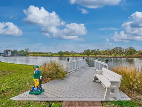 336 Golfview Road North Palm Beach FL 33408