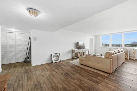 1648 Jupiter Cove Drive Jupiter FL 33469