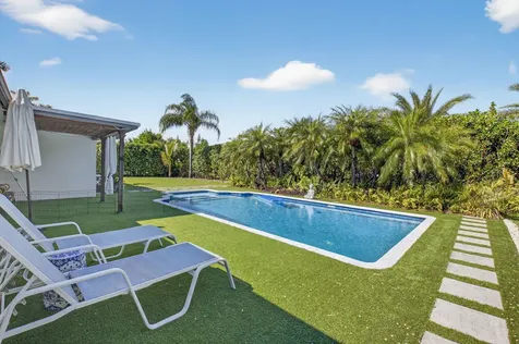937 Sw 36th Court Boynton Beach FL 33435