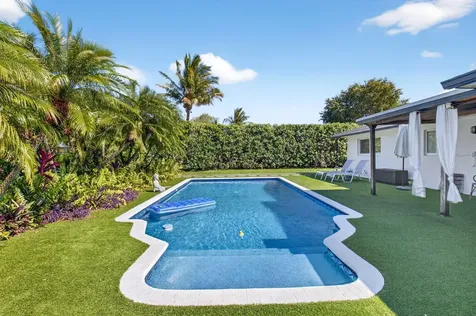 937 Sw 36th Court Boynton Beach FL 33435