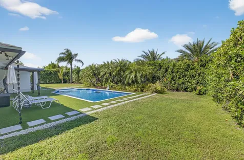937 Sw 36th Court Boynton Beach FL 33435