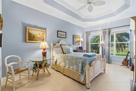 2082 Grey Falcon Circle Vero Beach FL 32962
