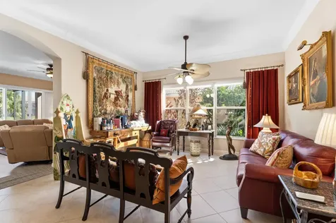 2082 Grey Falcon Circle Vero Beach FL 32962
