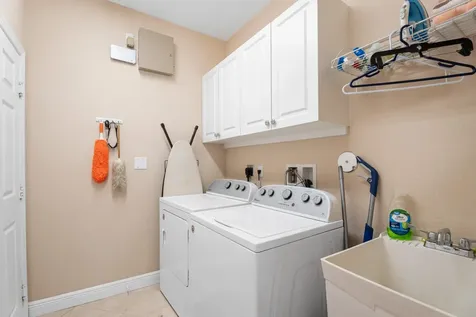 2082 Grey Falcon Circle Vero Beach FL 32962
