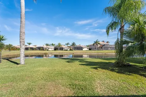 2082 Grey Falcon Circle Vero Beach FL 32962
