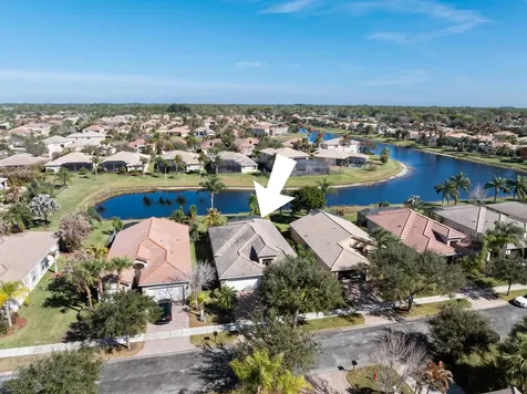 2082 Grey Falcon Circle Vero Beach FL 32962