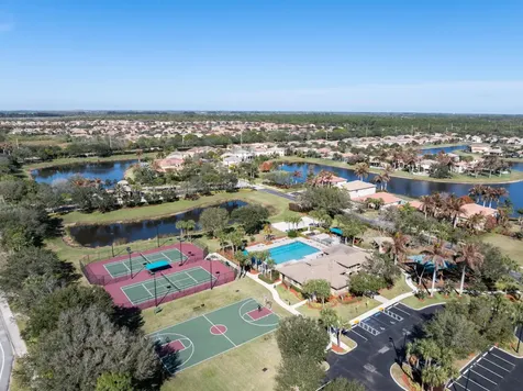 2082 Grey Falcon Circle Vero Beach FL 32962