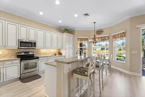 2082 Grey Falcon Circle Vero Beach FL 32962