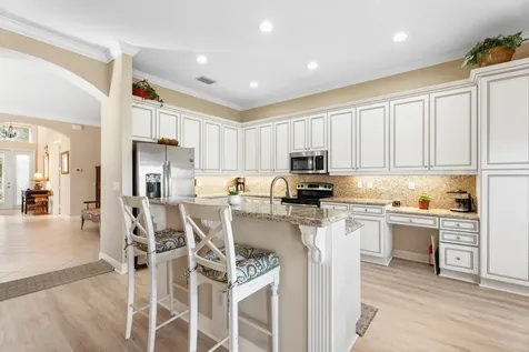 2082 Grey Falcon Circle Vero Beach FL 32962