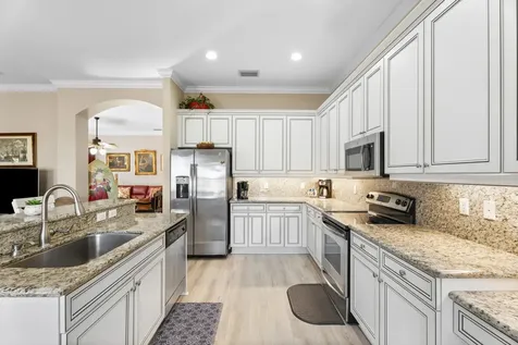 2082 Grey Falcon Circle Vero Beach FL 32962