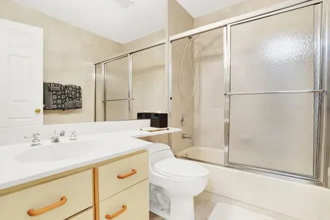 5106 Lake Catalina Drive Boca Raton FL 33496