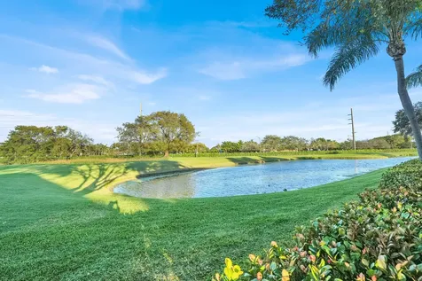 5106 Lake Catalina Drive Boca Raton FL 33496