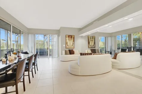 5106 Lake Catalina Drive Boca Raton FL 33496