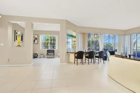 5106 Lake Catalina Drive Boca Raton FL 33496