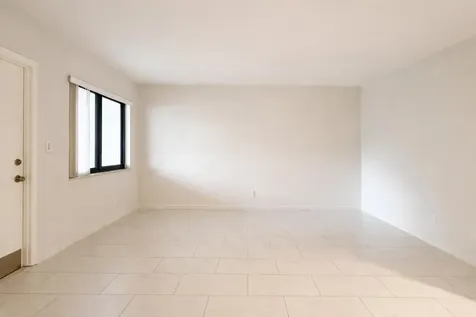 305 SE 9th Avenue Pompano Beach FL 33060