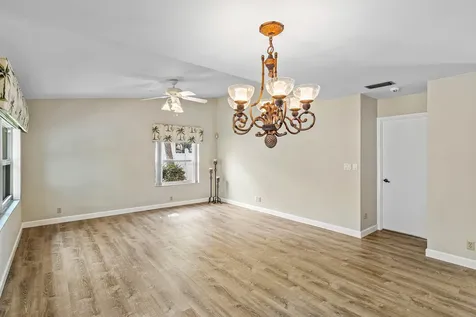 3068 Nw 25th Way Boca Raton FL 33434