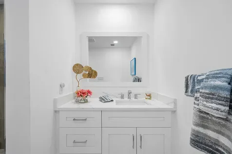 680 Ne Harbour Drive Boca Raton FL 33431