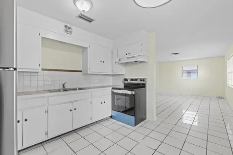 349 Wickline Boulevard Lantana FL 33462