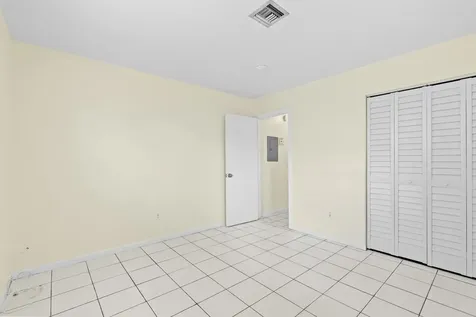 349 Wickline Boulevard Lantana FL 33462
