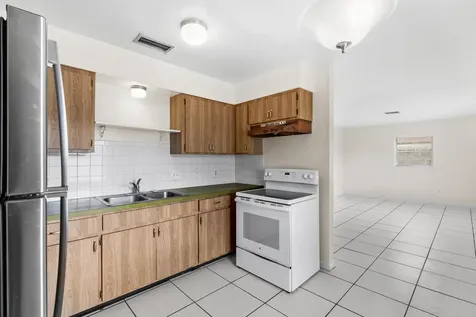 349 Wickline Boulevard Lantana FL 33462