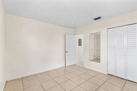 349 Wickline Boulevard Lantana FL 33462