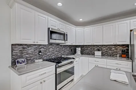 17 Selby Lane Palm Beach Gardens FL 33418