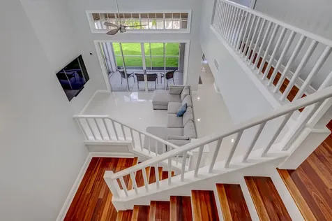 17 Selby Lane Palm Beach Gardens FL 33418