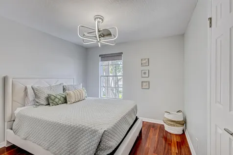 17 Selby Lane Palm Beach Gardens FL 33418