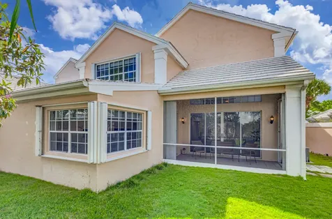 17 Selby Lane Palm Beach Gardens FL 33418
