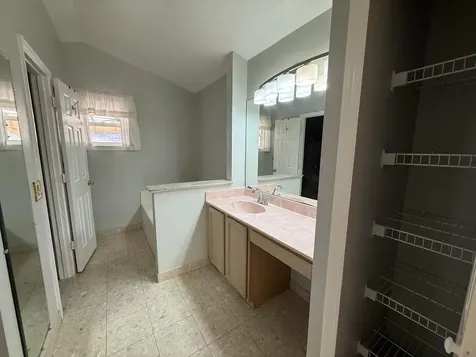125 SW Donna Terrace Port Saint Lucie FL 34984