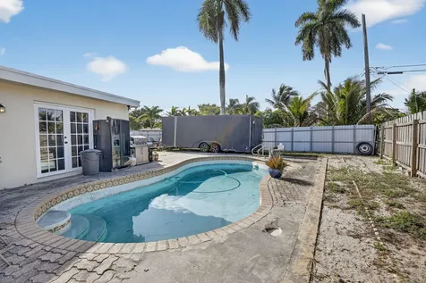 6721 Sw 28th Court Miramar FL 33023