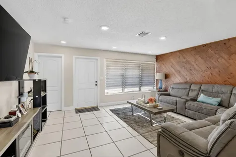 6721 Sw 28th Court Miramar FL 33023