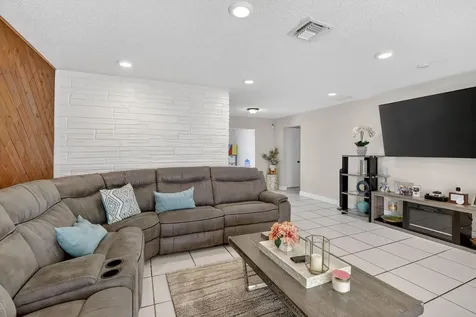 6721 Sw 28th Court Miramar FL 33023