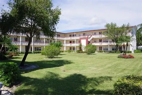 251 Fanshaw F Boca Raton FL 33434